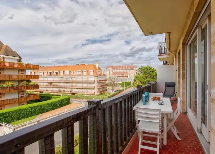 Urban Yourhosthelper Deauville