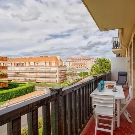 Urban Yourhosthelper Deauville